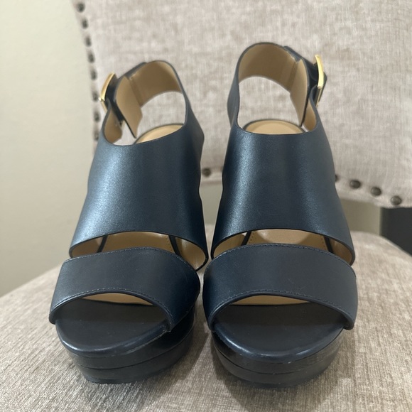 Michael Kors sandals , size 7 - Picture 3 of 7
